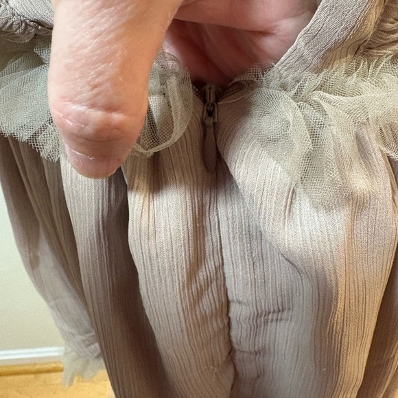 Revolve TULAROSA AMELIA ruffled mini dress beige boho sz M - Picture 4 of 7